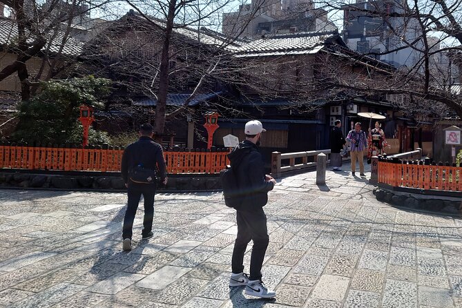 Start from Kyoto Station: Early Morning E-Bike Tour with Kyotoite - Fushimi Inari and its orange torii gates