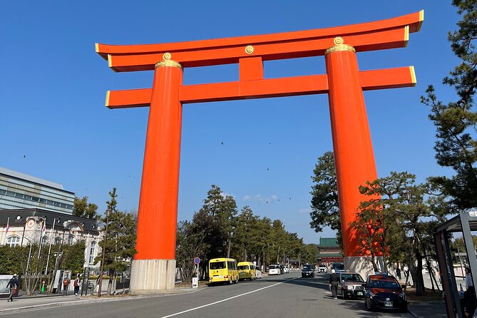 Start from Kyoto Station: Early Morning E-Bike Tour with Kyotoite - Sanjusangendo and 1,001 Kannon statues