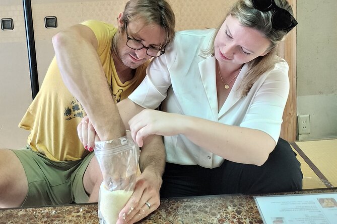 Strengthen the immunity!! Making miso in Japanese old house. - Key points about this Kyoto miso class