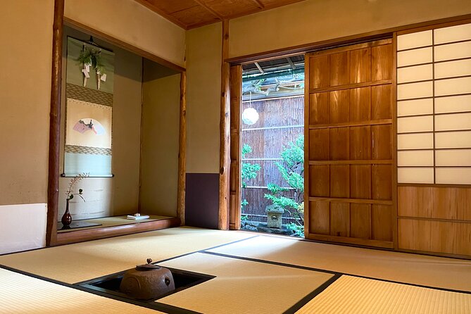 Tea ceremony and kimono experience at Kyoto, Tondaya - Group size is the key question