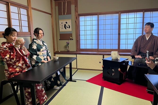 Tea Ceremony in 150 Years Old Townhouse with Tables and Chairs - Five useful things to know before you book
