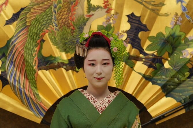 The Art of Geisha: Exclusive Show & Gion Walking Tour - How the $124.21 price measures up