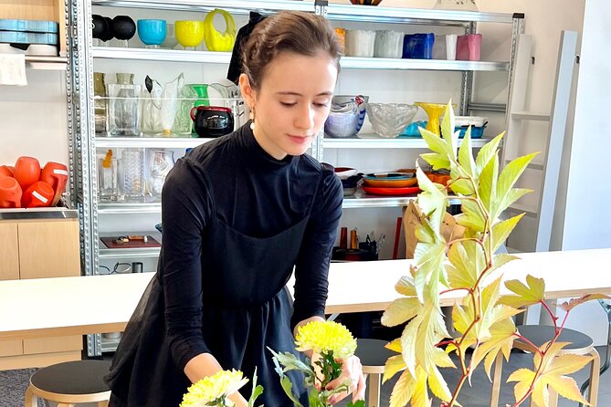 Traditional Japanese Flower Styling Workshop - Ikebana in Kyoto - Conversation after the flowers are finished