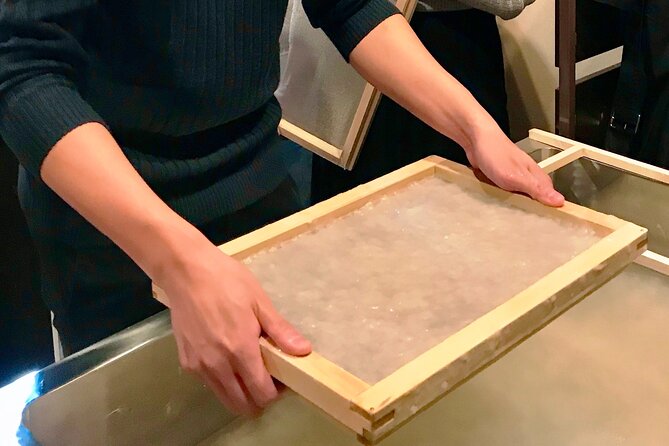 Traditional Japanese Washi Papermaking- Kyoto morning - Key points to know before you book