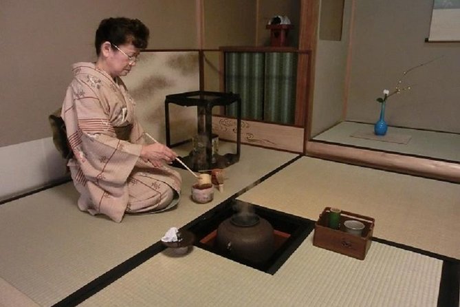 Uji Walking Tour - Byodo-in temple and Tea Ceremony from Kyoto - Nakanoshima Park beside the Uji River