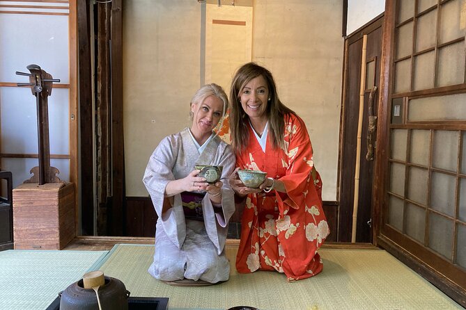 Visiting to Katsura Imperial villa and tea ceremony experience - Wearing an antique kimono to the villa