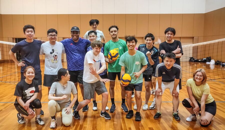 Volleyball in Osaka, Kobe & Kyoto with locals! - Who you are likely to meet