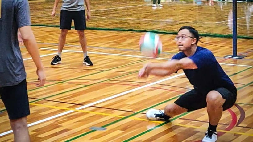 Volleyball in Osaka, Kobe & Kyoto with locals! - The $6 price and what it really buys