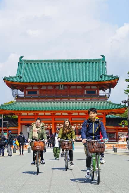 [W/Lunch] Kyoto Highlights Bike Tour with UNESCO Zen Temples - Meeting near Kyoto Station and setting off